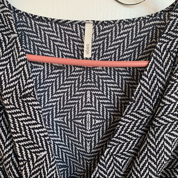 M Boutique Romper Black/White - Small - Picture 2 of 8